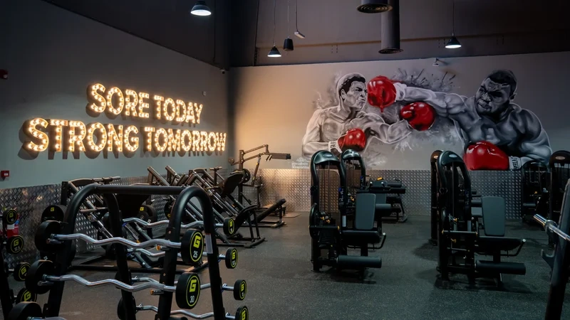 Othaim Mall Dammam Mens